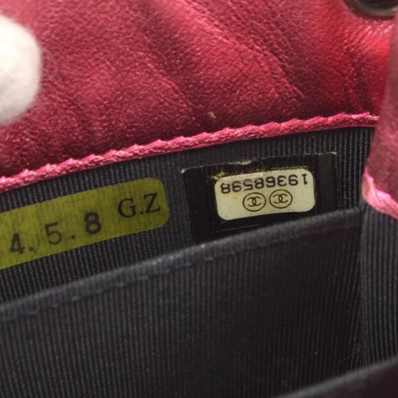 Chanel Pink Patent Leather Chain Pochette Shoulder Bag - Picture 4 of 8